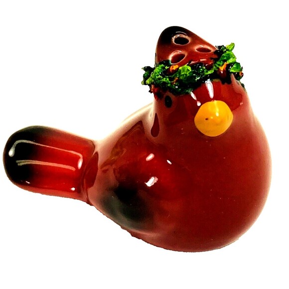 Cardinals NEW Salt and Pepper Shakers Christmas Wreath Ceramic 3 inch Birds - Picture 11 of 16